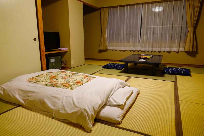 Ervaar de traditionele Japanse ryokan met jeugdreizen naar Japan – een authentieke ervaring van Japanse gastvrijheid.